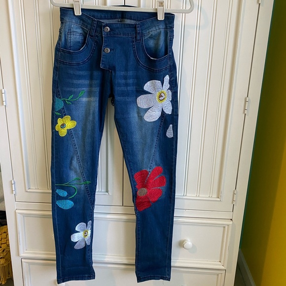 Flower Jeans from boutique. - Picture 1 of 2